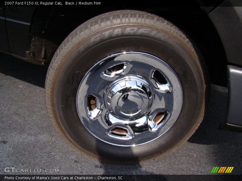 Black / Medium Flint 2007 Ford F150 XL Regular Cab