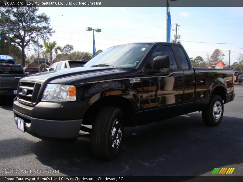 Black / Medium Flint 2007 Ford F150 XL Regular Cab