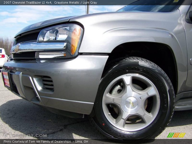 Graystone Metallic / Light Gray 2007 Chevrolet TrailBlazer LS 4x4