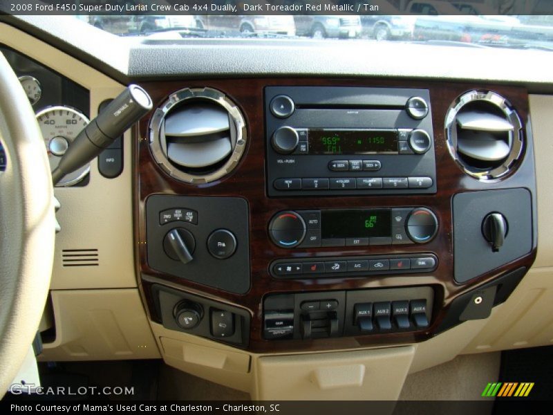 Controls of 2008 F450 Super Duty Lariat Crew Cab 4x4 Dually