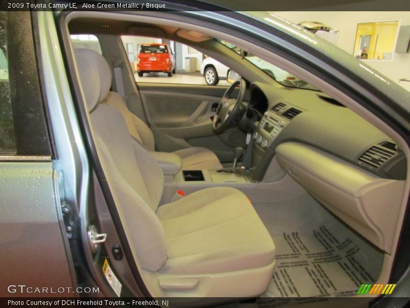 Aloe Green Metallic / Bisque 2009 Toyota Camry LE