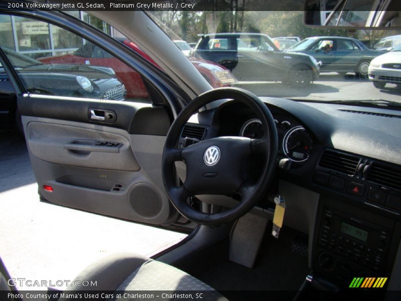 Platinum Grey Metallic / Grey 2004 Volkswagen Jetta GL Sedan