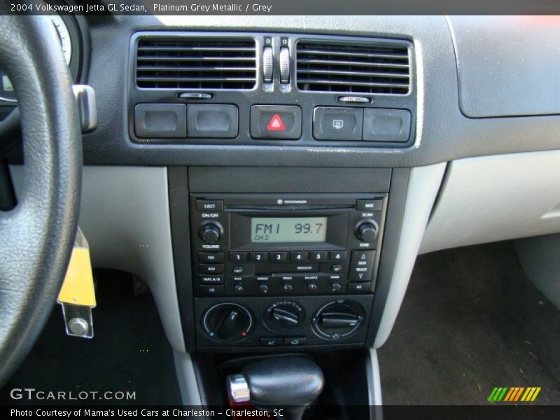 Platinum Grey Metallic / Grey 2004 Volkswagen Jetta GL Sedan