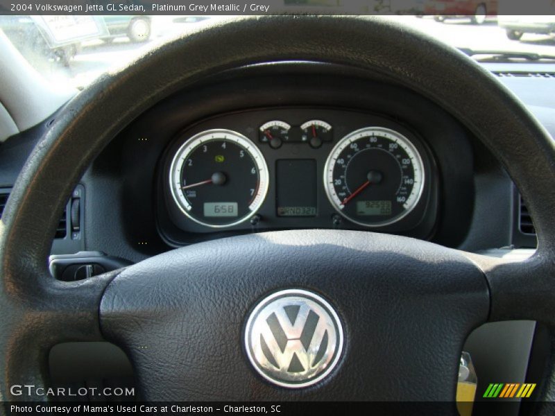 Platinum Grey Metallic / Grey 2004 Volkswagen Jetta GL Sedan