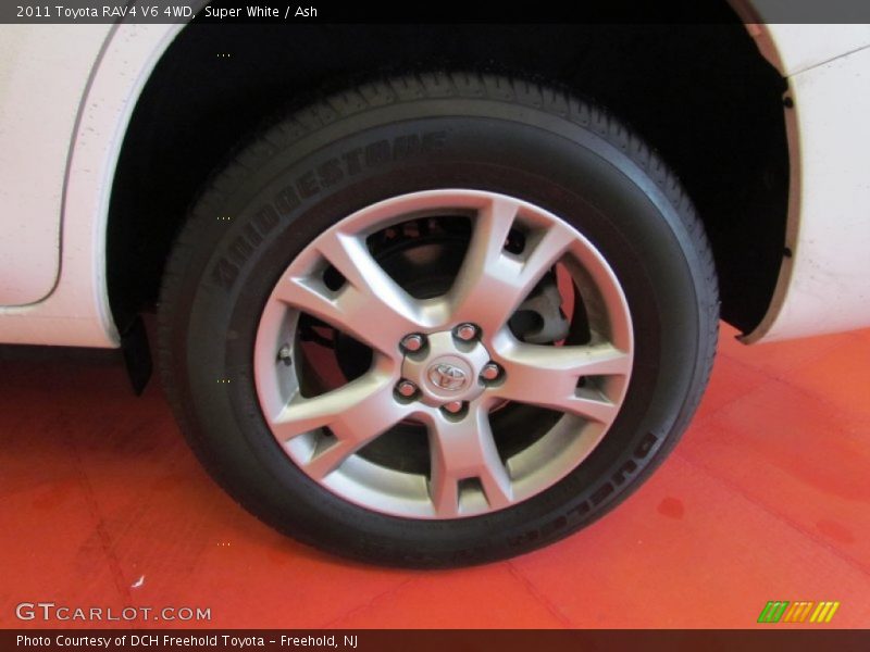Super White / Ash 2011 Toyota RAV4 V6 4WD