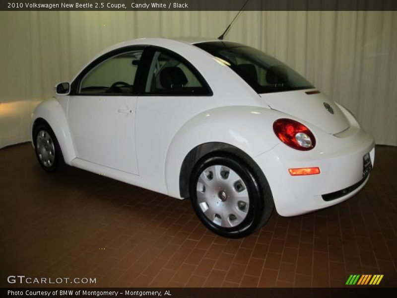 Candy White / Black 2010 Volkswagen New Beetle 2.5 Coupe