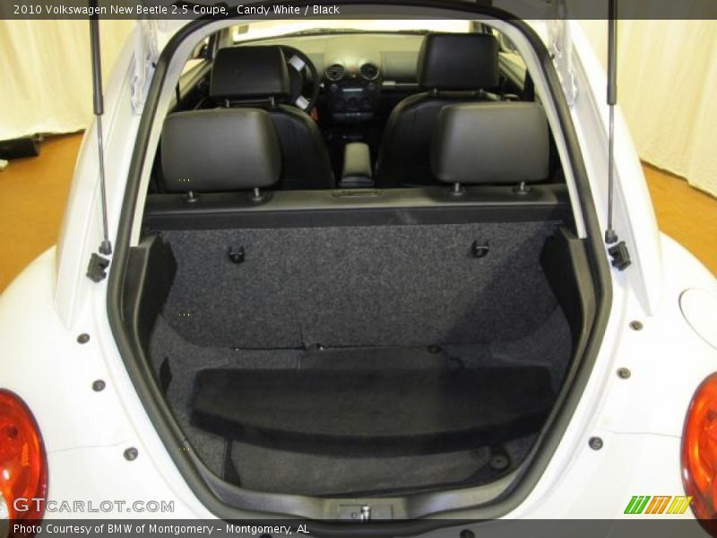 Candy White / Black 2010 Volkswagen New Beetle 2.5 Coupe
