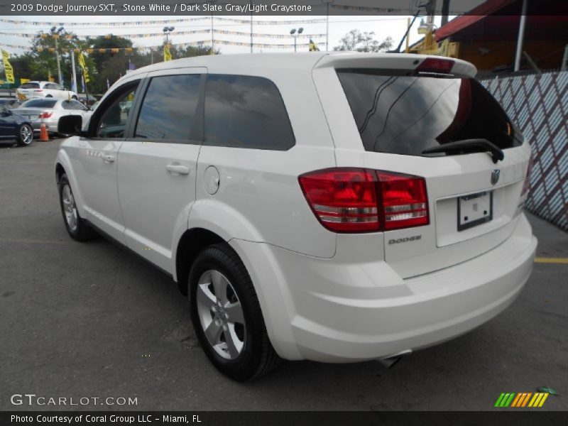 Stone White / Dark Slate Gray/Light Graystone 2009 Dodge Journey SXT