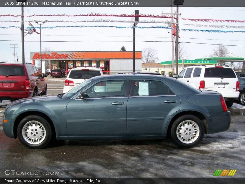 Magnesium Pearl / Dark Slate Gray/Medium Slate Gray 2005 Chrysler 300
