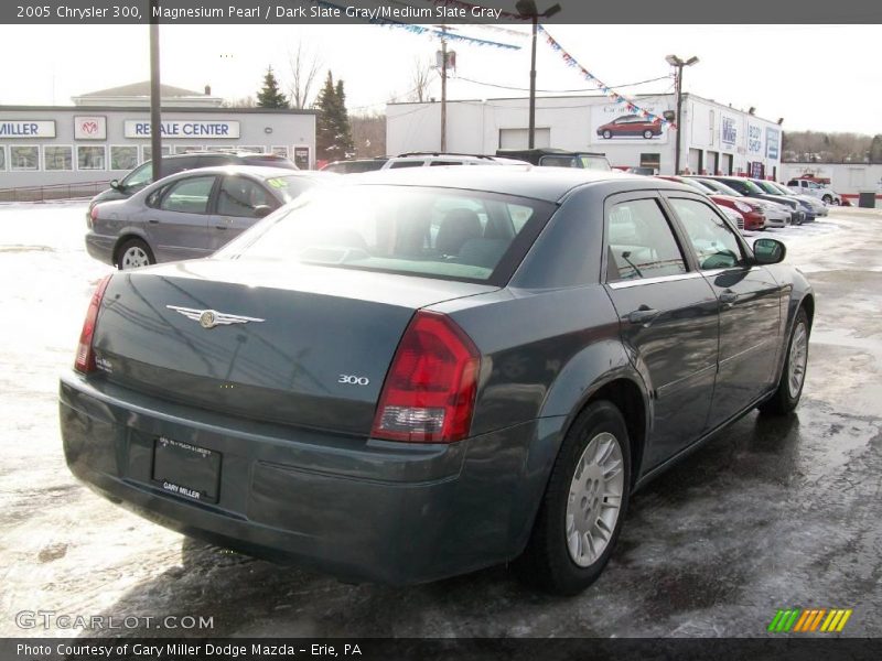 Magnesium Pearl / Dark Slate Gray/Medium Slate Gray 2005 Chrysler 300