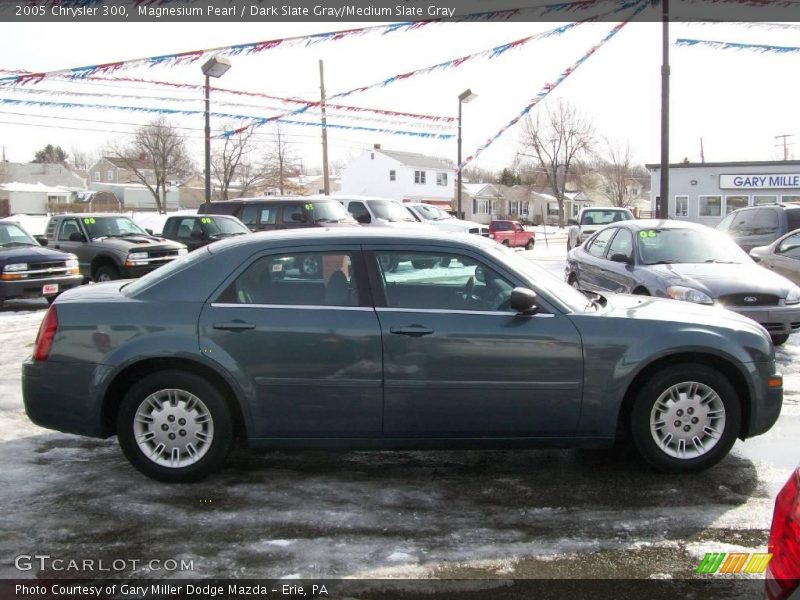 Magnesium Pearl / Dark Slate Gray/Medium Slate Gray 2005 Chrysler 300