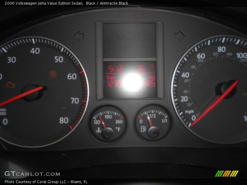 Black / Anthracite Black 2006 Volkswagen Jetta Value Edition Sedan