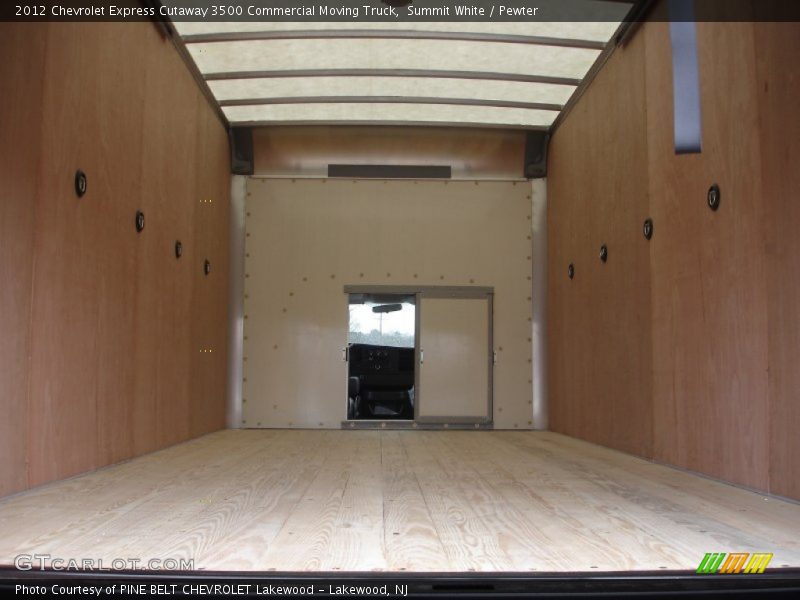  2012 Express Cutaway 3500 Commercial Moving Truck Trunk