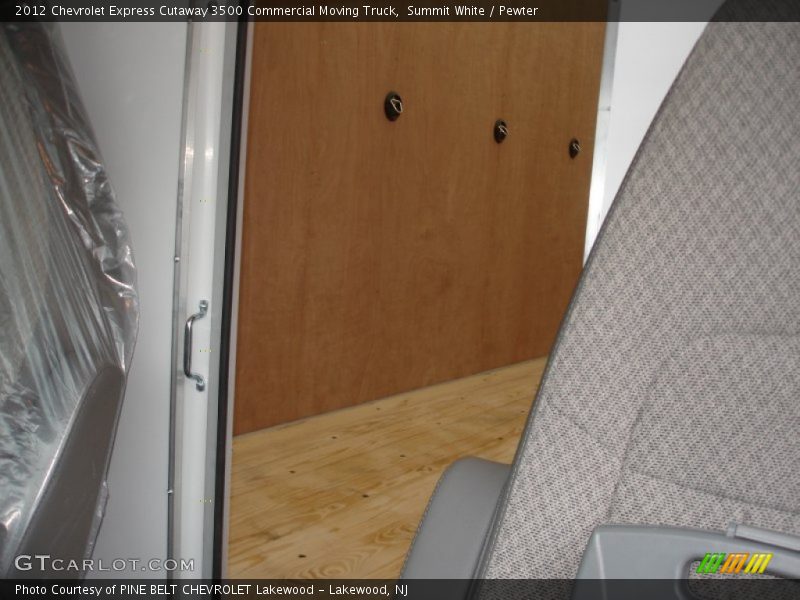 Summit White / Pewter 2012 Chevrolet Express Cutaway 3500 Commercial Moving Truck