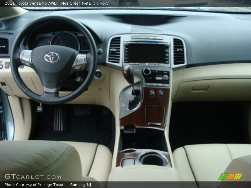 Aloe Green Metallic / Ivory 2011 Toyota Venza V6 AWD