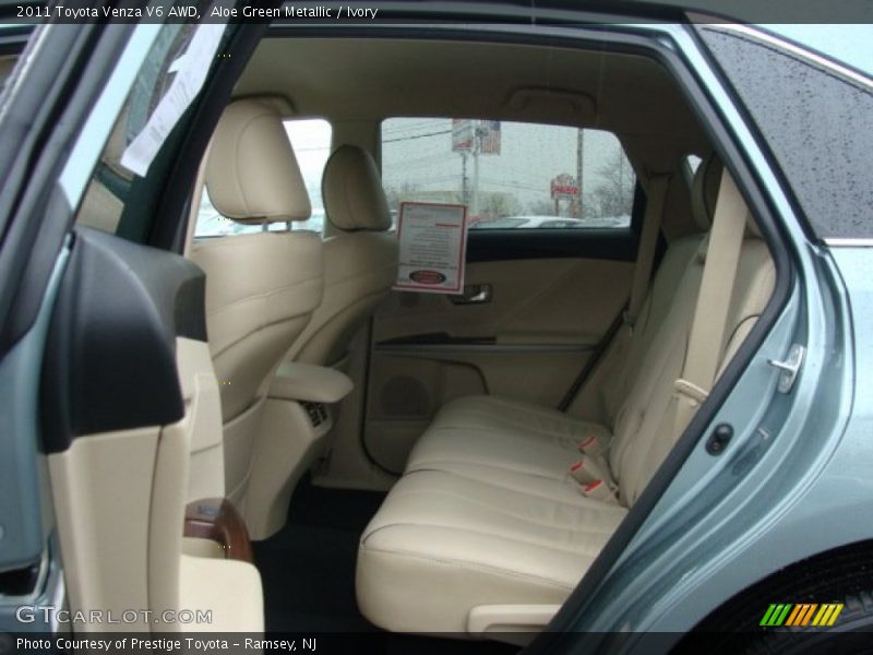 Aloe Green Metallic / Ivory 2011 Toyota Venza V6 AWD