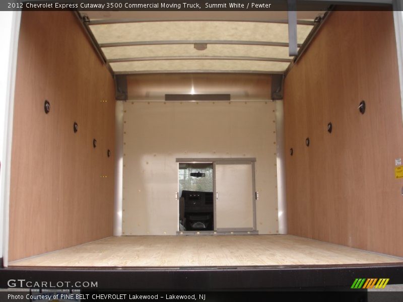  2012 Express Cutaway 3500 Commercial Moving Truck Trunk