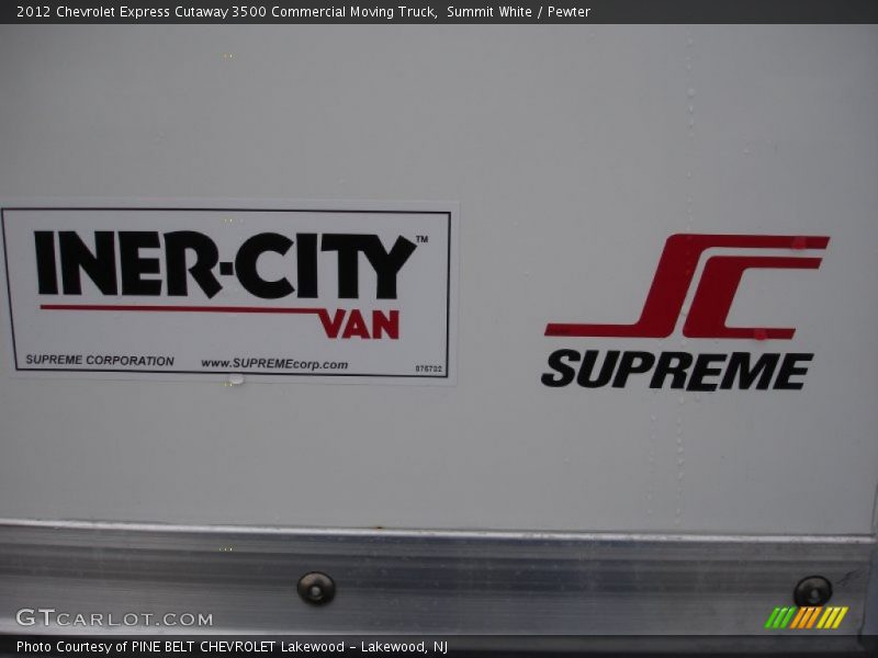 Summit White / Pewter 2012 Chevrolet Express Cutaway 3500 Commercial Moving Truck