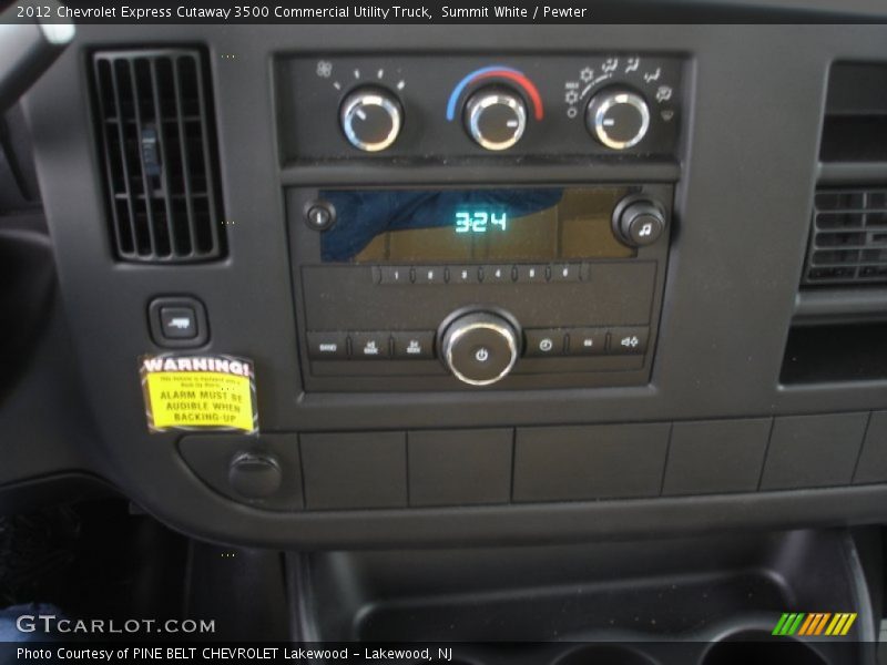 Controls of 2012 Express Cutaway 3500 Commercial Utility Truck