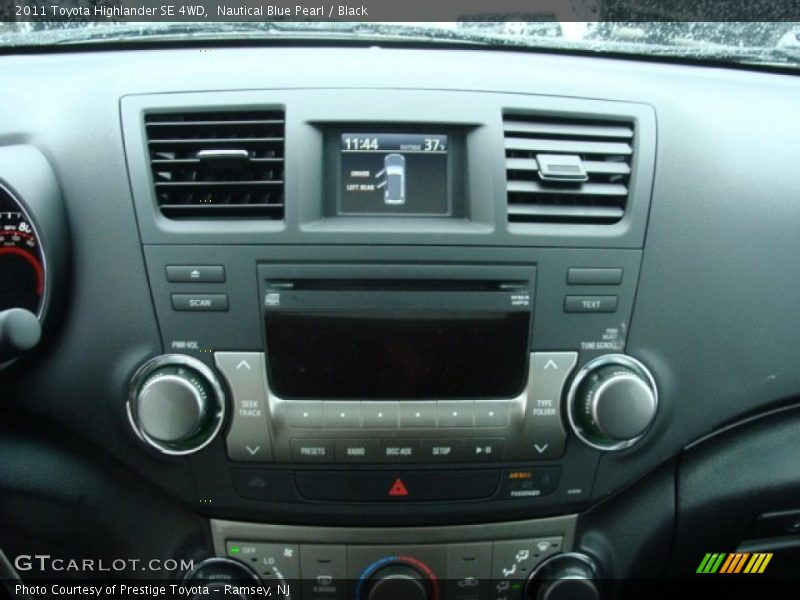 Nautical Blue Pearl / Black 2011 Toyota Highlander SE 4WD