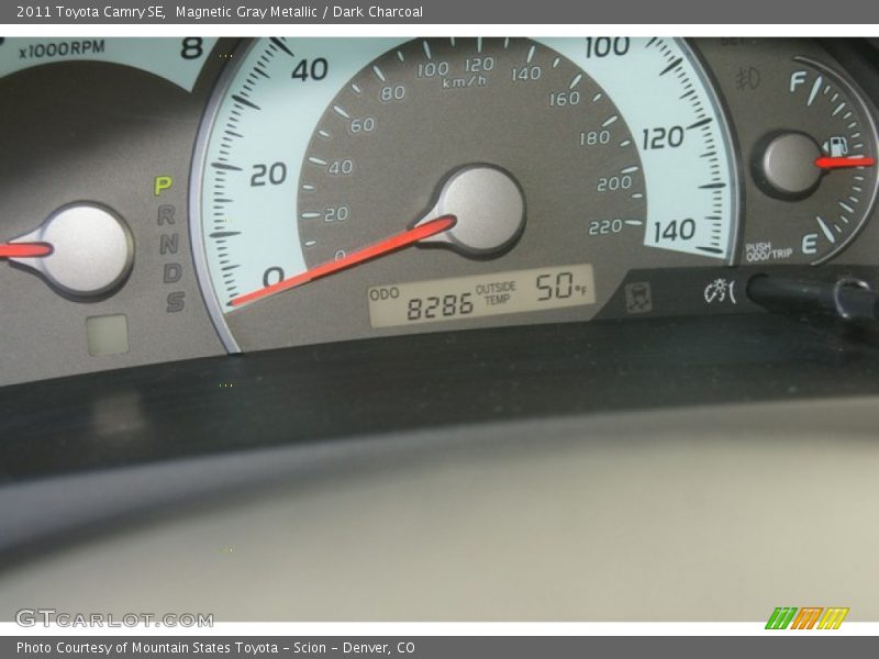 Magnetic Gray Metallic / Dark Charcoal 2011 Toyota Camry SE