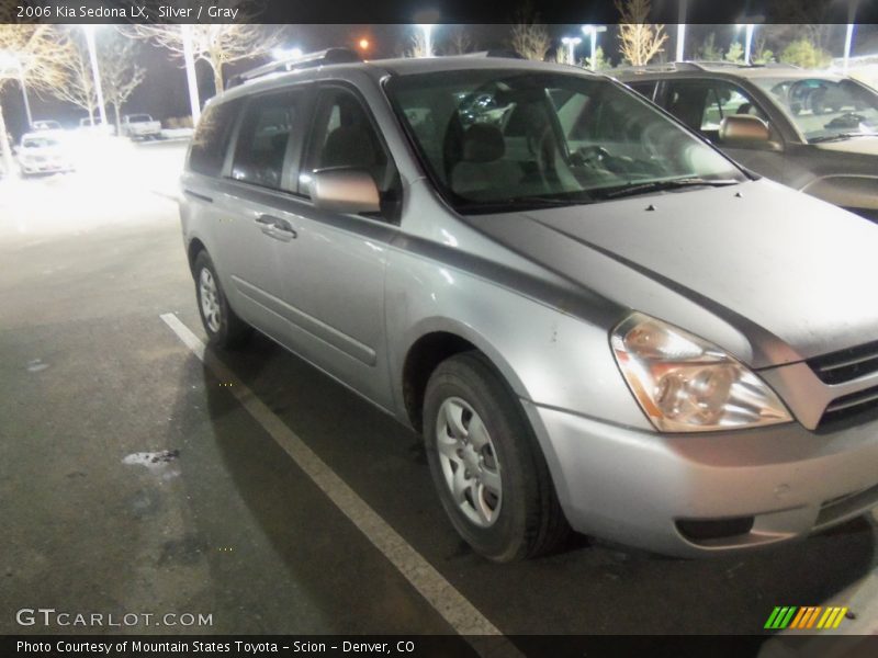 Silver / Gray 2006 Kia Sedona LX