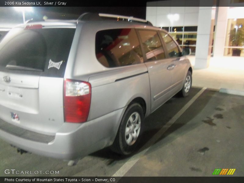 Silver / Gray 2006 Kia Sedona LX