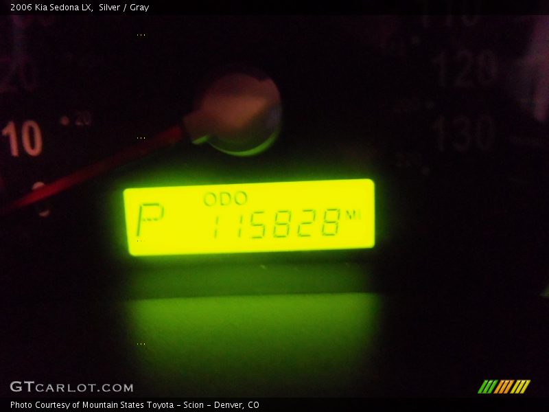 Silver / Gray 2006 Kia Sedona LX