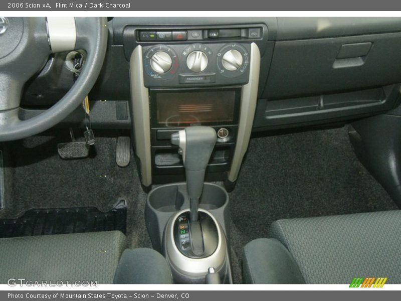 Flint Mica / Dark Charcoal 2006 Scion xA