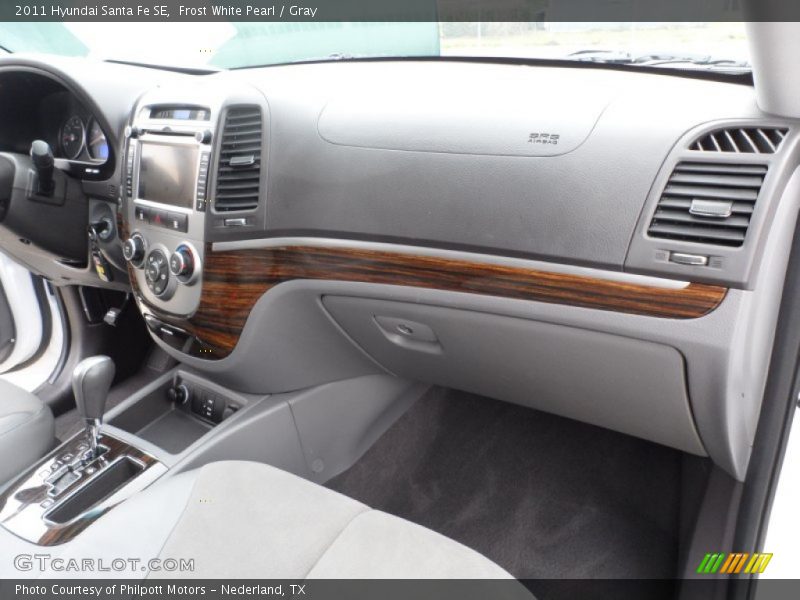 Frost White Pearl / Gray 2011 Hyundai Santa Fe SE