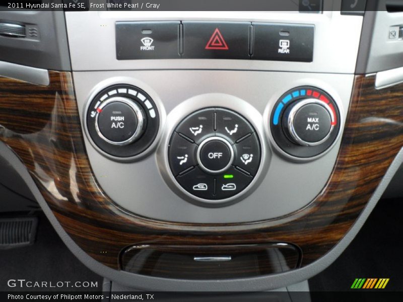 Frost White Pearl / Gray 2011 Hyundai Santa Fe SE