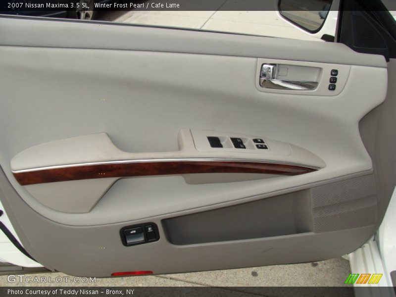 Winter Frost Pearl / Cafe Latte 2007 Nissan Maxima 3.5 SL