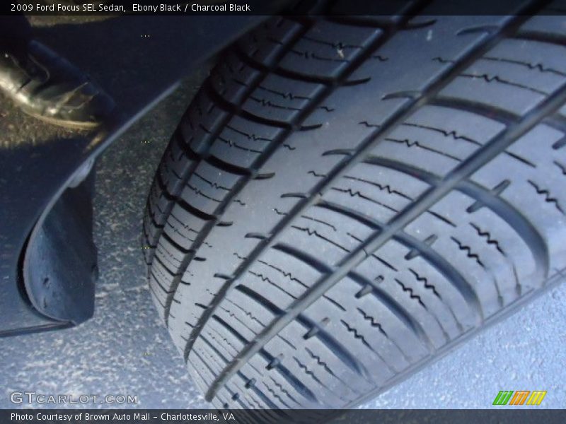 Ebony Black / Charcoal Black 2009 Ford Focus SEL Sedan