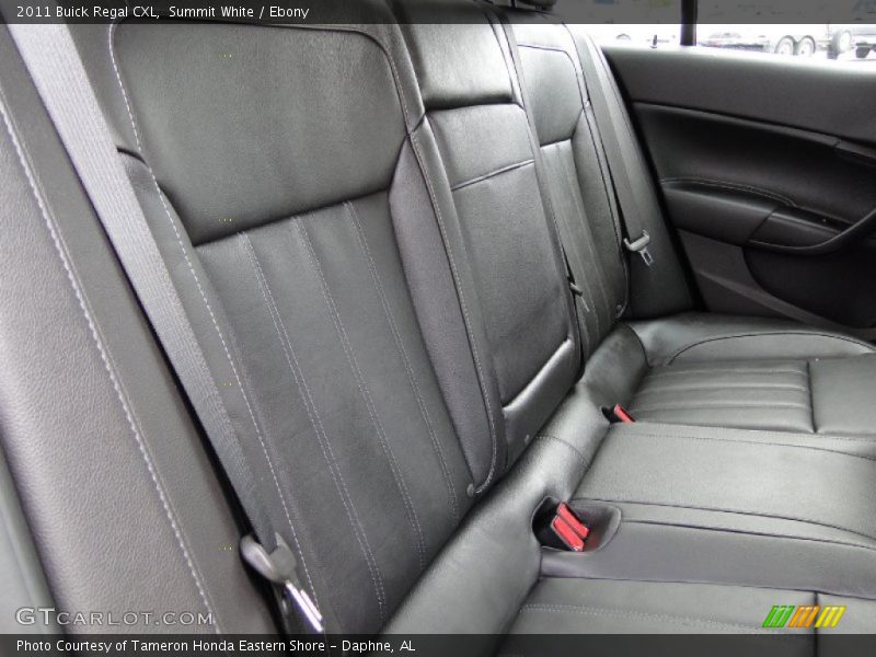 Summit White / Ebony 2011 Buick Regal CXL