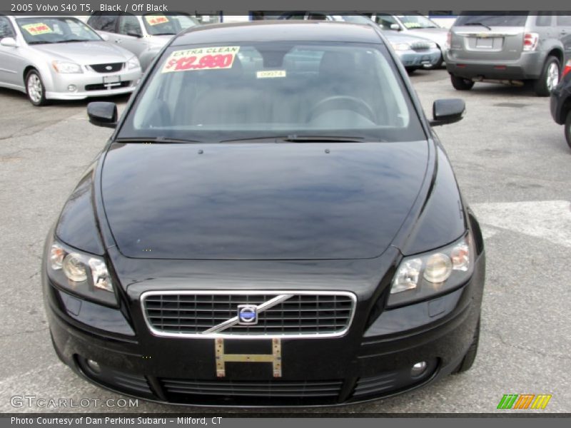Black / Off Black 2005 Volvo S40 T5