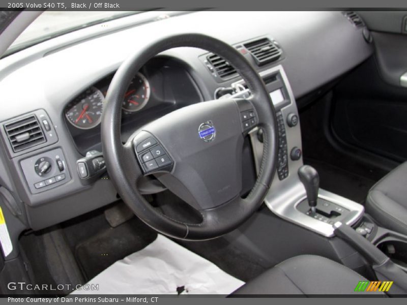 Black / Off Black 2005 Volvo S40 T5