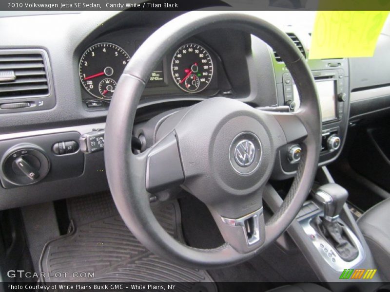 Candy White / Titan Black 2010 Volkswagen Jetta SE Sedan