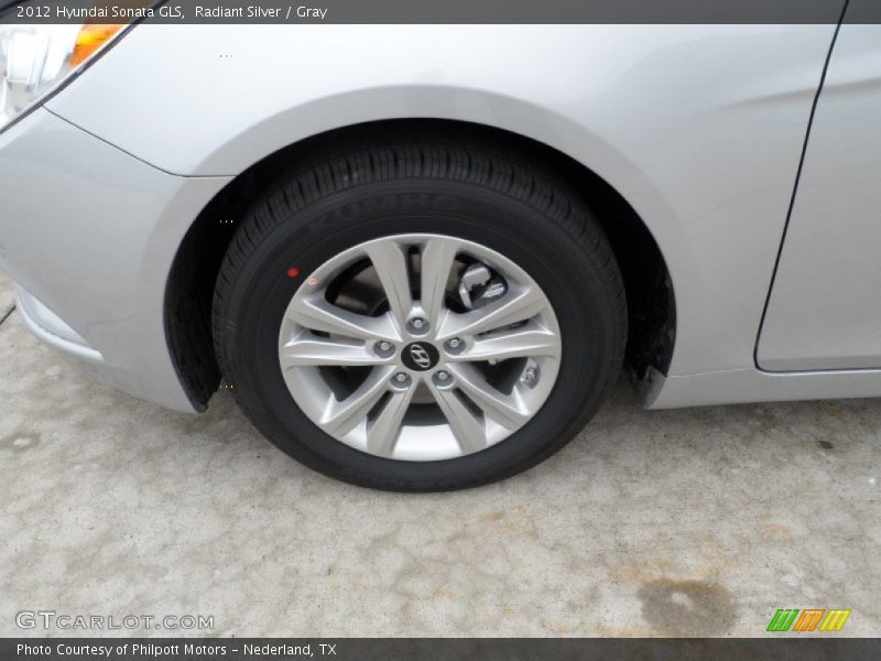 Radiant Silver / Gray 2012 Hyundai Sonata GLS