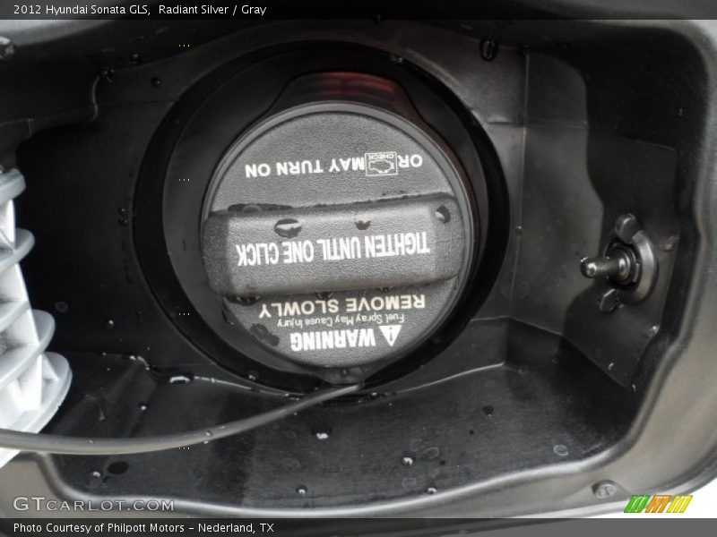 Radiant Silver / Gray 2012 Hyundai Sonata GLS
