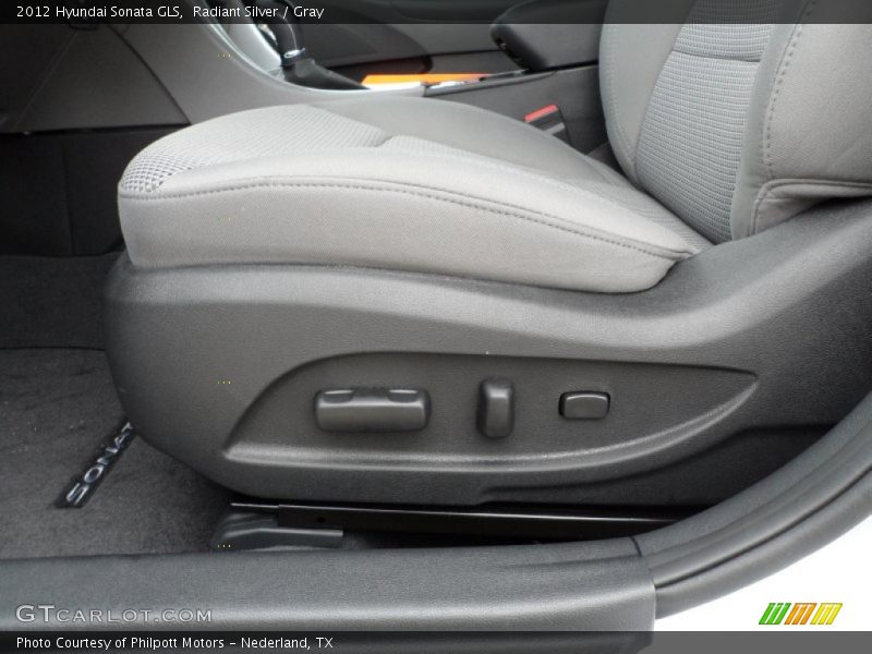 Radiant Silver / Gray 2012 Hyundai Sonata GLS
