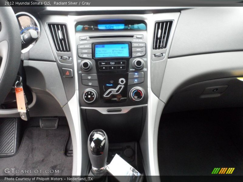 Radiant Silver / Gray 2012 Hyundai Sonata GLS