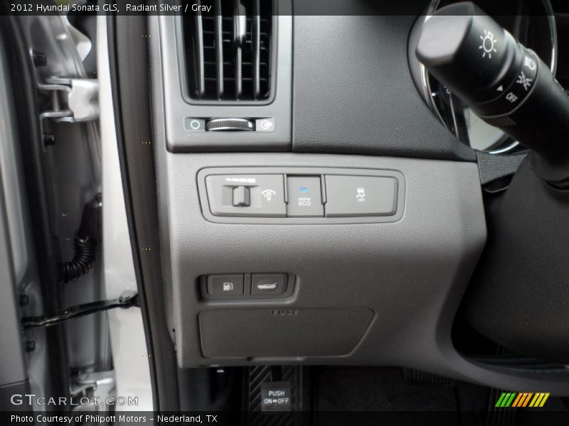 Radiant Silver / Gray 2012 Hyundai Sonata GLS