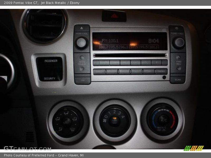 Jet Black Metallic / Ebony 2009 Pontiac Vibe GT