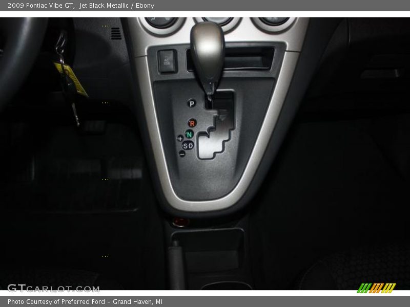 Jet Black Metallic / Ebony 2009 Pontiac Vibe GT