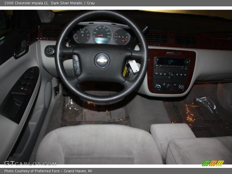 Dark Silver Metallic / Gray 2006 Chevrolet Impala LS