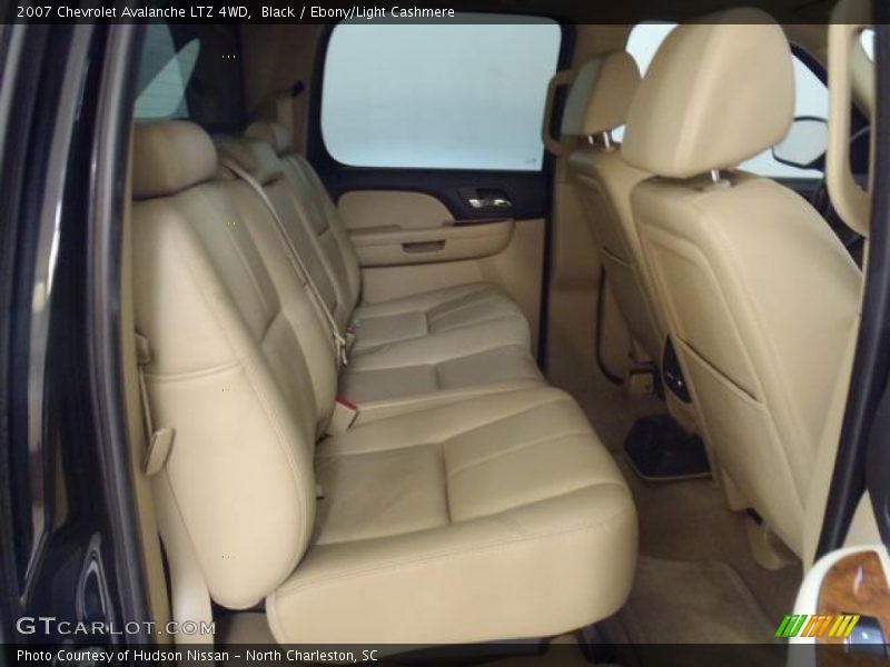 Black / Ebony/Light Cashmere 2007 Chevrolet Avalanche LTZ 4WD