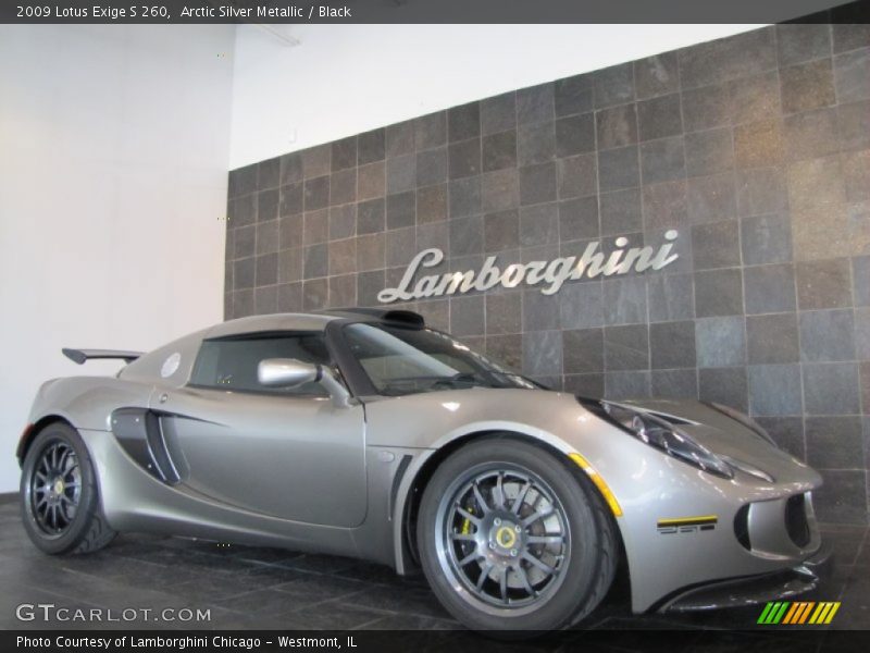 Front 3/4 View of 2009 Exige S 260