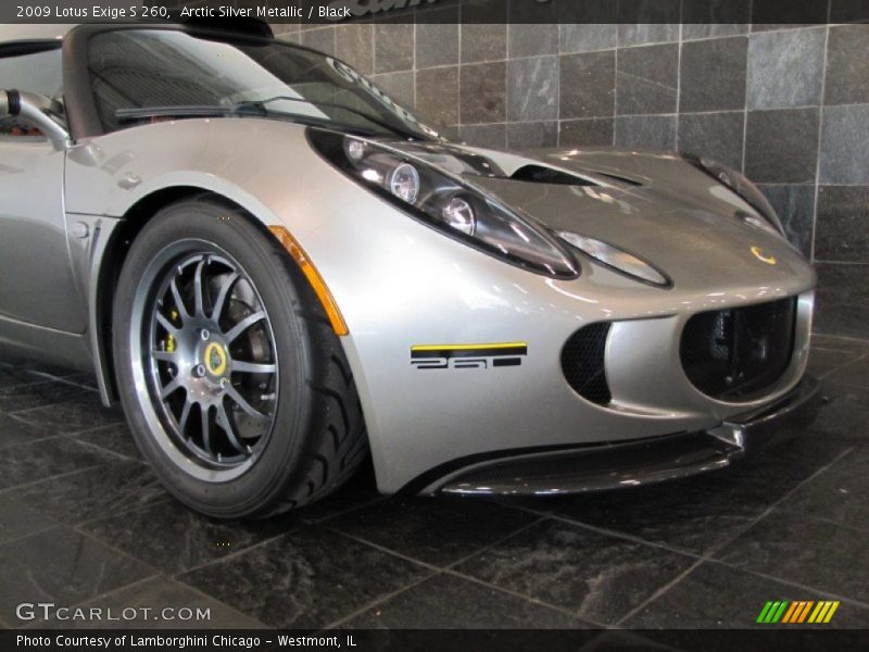 Arctic Silver Metallic / Black 2009 Lotus Exige S 260