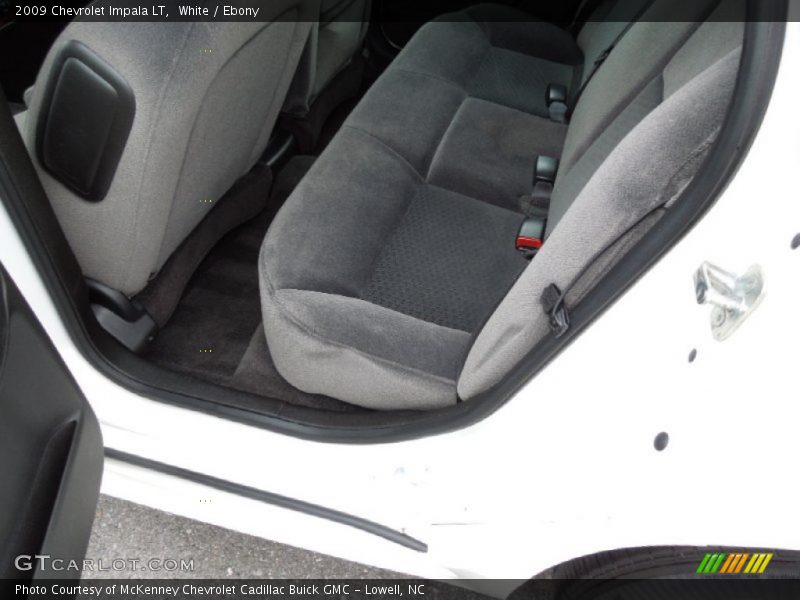 White / Ebony 2009 Chevrolet Impala LT