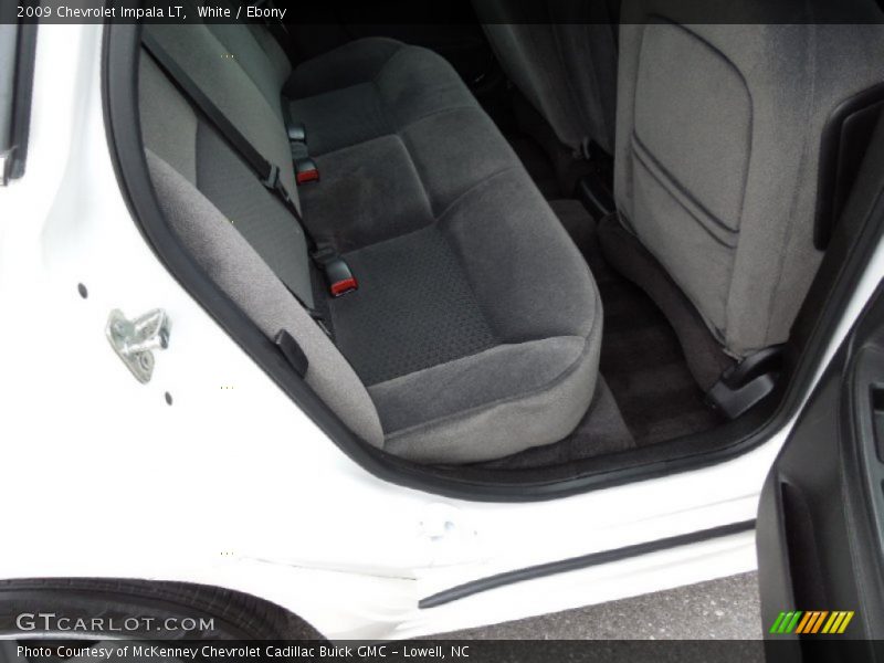 White / Ebony 2009 Chevrolet Impala LT